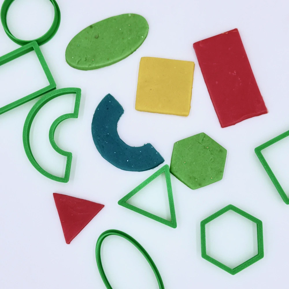 Geometrické tvary - vykrajovátka - sada 7 ks