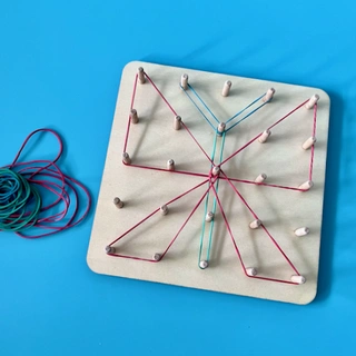 Geoboard 5 x 5