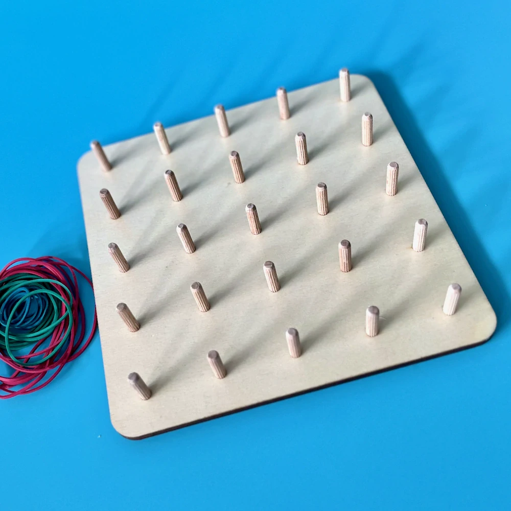 Geoboard 5 x 5