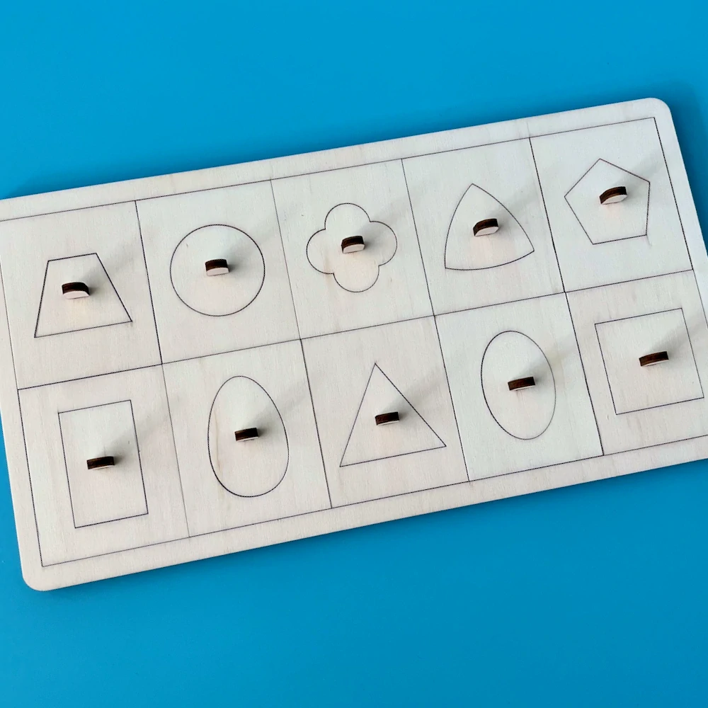 Deska s tvary a obdélníky k obkreslování