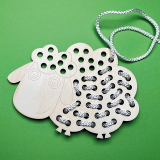 Ovečka - provlékačka